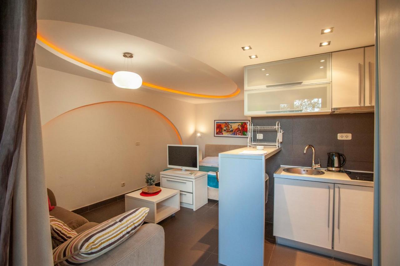 Apartments And Rooms Teona Budva Exterior photo