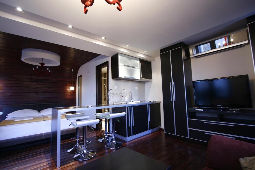Apartments And Rooms Teona Budva Room photo
